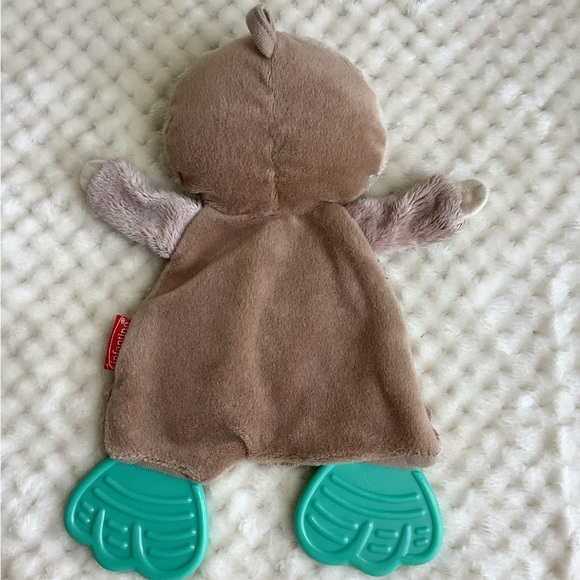 Infantino Brown and Green Sloth Stuffed Animal Crinkle Sensory Teething Toy - Picture 2 of 5